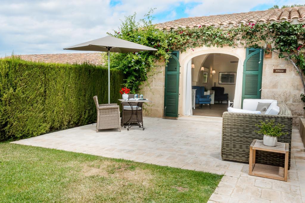 Cugo Gran Menorca Guest House มาโอน ภายนอก รูปภาพ